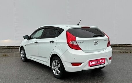 Hyundai Solaris II рестайлинг, 2012 год, 950 000 рублей, 4 фотография