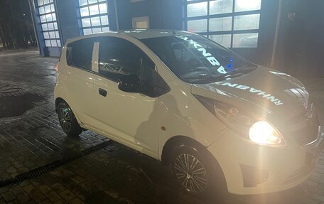 Chevrolet Spark III, 2011 год, 620 000 рублей, 3 фотография