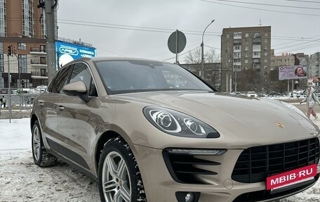 Porsche Macan I рестайлинг, 2016 год, 4 500 000 рублей, 3 фотография