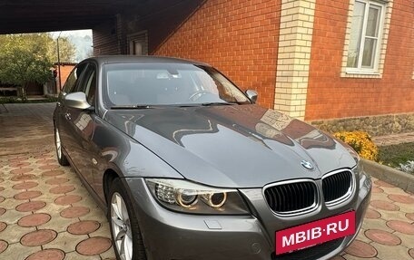 BMW 3 серия, 2011 год, 1 130 000 рублей, 3 фотография