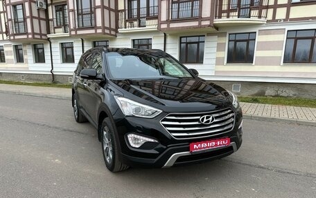 Hyundai Santa Fe III рестайлинг, 2015 год, 2 300 000 рублей, 1 фотография