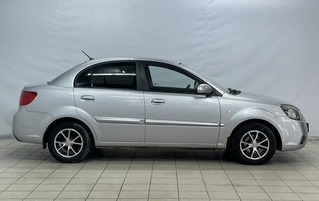 KIA Rio II, 2011 год, 749 000 рублей, 8 фотография