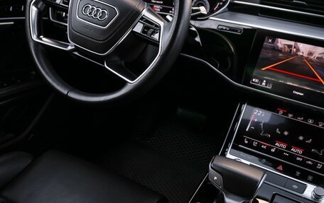 Audi A8, 2018 год, 7 000 000 рублей, 19 фотография