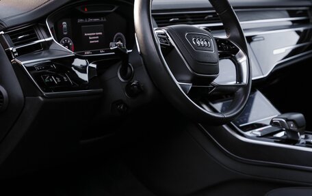 Audi A8, 2018 год, 7 000 000 рублей, 20 фотография