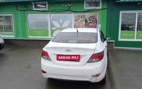 Hyundai Solaris II рестайлинг, 2013 год, 320 000 рублей, 1 фотография