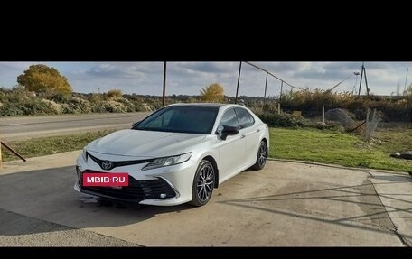 Toyota Camry, 2018 год, 2 950 000 рублей, 2 фотография