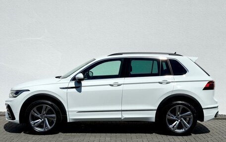 Volkswagen Tiguan II, 2021 год, 2 980 000 рублей, 3 фотография