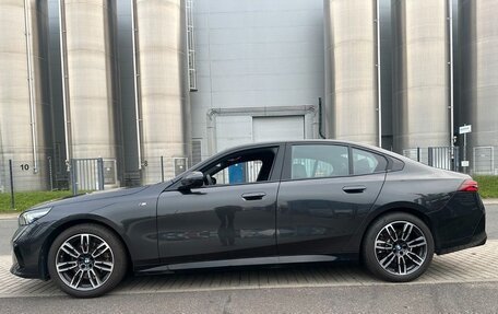 BMW 5 серия, 2024 год, 8 600 000 рублей, 8 фотография