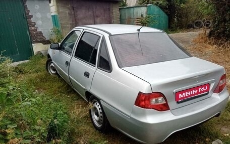 Daewoo Nexia I рестайлинг, 2012 год, 350 000 рублей, 2 фотография