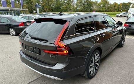 Volvo V90 Cross Country I рестайлинг, 2021 год, 4 570 000 рублей, 3 фотография