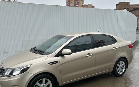 KIA Rio III рестайлинг, 2013 год, 1 050 000 рублей, 5 фотография