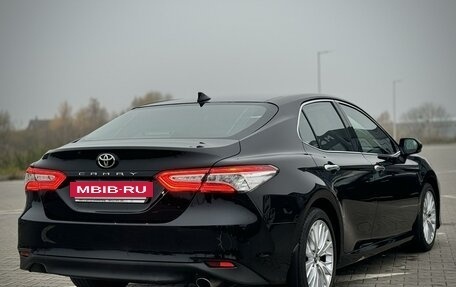 Toyota Camry, 2019 год, 3 495 000 рублей, 10 фотография