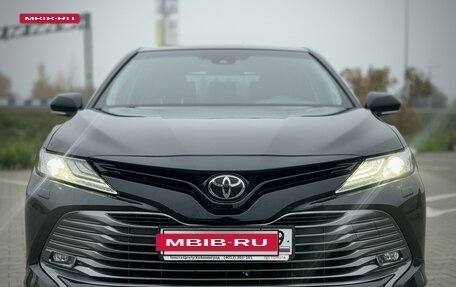 Toyota Camry, 2019 год, 3 495 000 рублей, 4 фотография