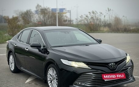 Toyota Camry, 2019 год, 3 495 000 рублей, 6 фотография