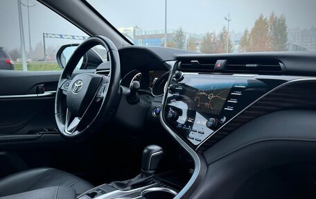 Toyota Camry, 2019 год, 3 495 000 рублей, 36 фотография