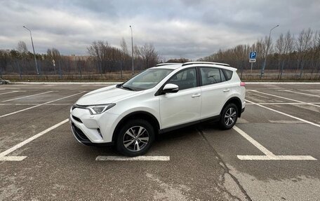 Toyota RAV4, 2017 год, 2 690 000 рублей, 9 фотография