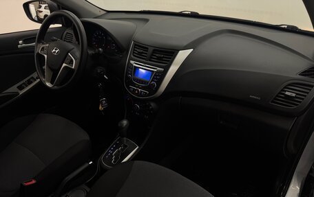 Hyundai Solaris II рестайлинг, 2012 год, 820 000 рублей, 9 фотография