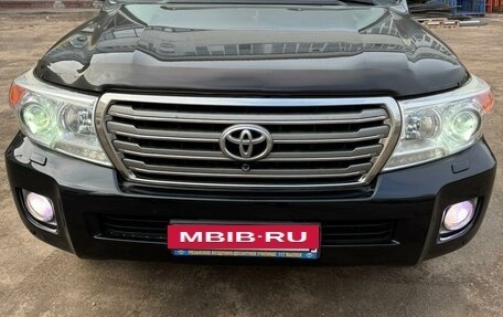 Toyota Land Cruiser 200, 2012 год, 3 700 000 рублей, 18 фотография