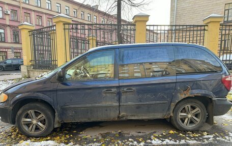 Dodge Caravan IV, 2001 год, 250 000 рублей, 2 фотография