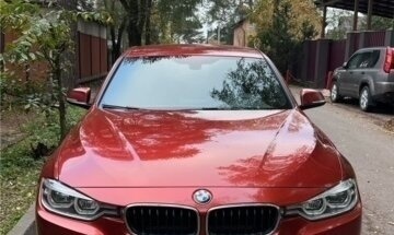 BMW 3 серия, 2018 год, 3 330 000 рублей, 9 фотография