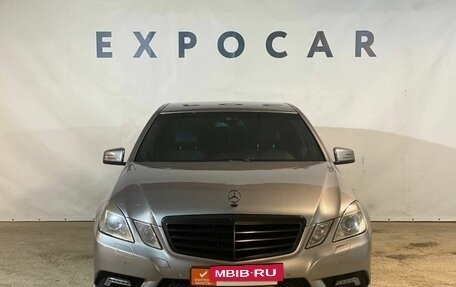 Mercedes-Benz E-Класс, 2010 год, 1 500 000 рублей, 2 фотография