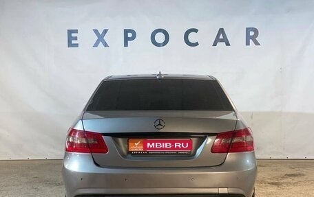 Mercedes-Benz E-Класс, 2010 год, 1 500 000 рублей, 6 фотография