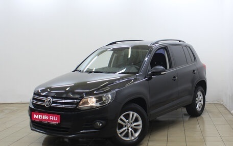 Volkswagen Tiguan I, 2014 год, 959 000 рублей, 2 фотография