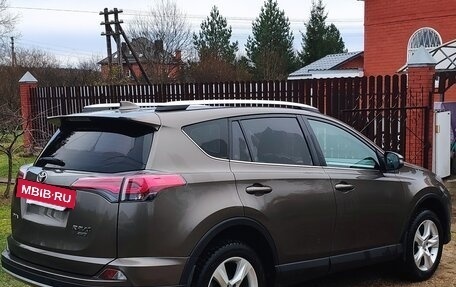 Toyota RAV4, 2018 год, 3 200 000 рублей, 6 фотография