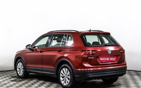 Volkswagen Tiguan II, 2019 год, 2 549 000 рублей, 7 фотография