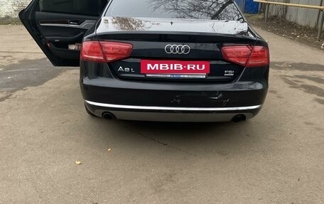 Audi A8, 2010 год, 1 500 000 рублей, 9 фотография