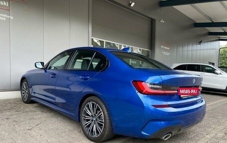 BMW 3 серия, 2021 год, 3 320 000 рублей, 12 фотография