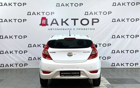 Hyundai Solaris II рестайлинг, 2013 год, 835 000 рублей, 5 фотография