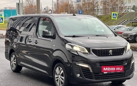 Peugeot Traveller I, 2018 год, 3 500 000 рублей, 2 фотография