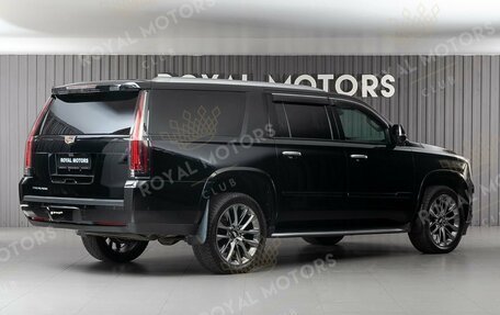 Cadillac Escalade IV, 2019 год, 5 600 000 рублей, 5 фотография