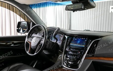 Cadillac Escalade IV, 2019 год, 5 600 000 рублей, 8 фотография