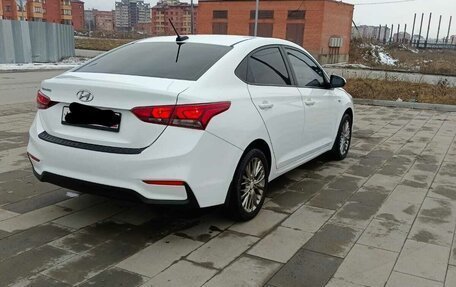 Hyundai Solaris II рестайлинг, 2017 год, 1 390 000 рублей, 3 фотография