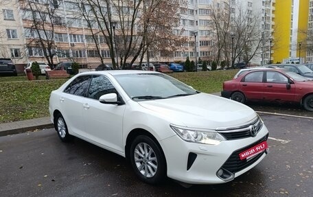 Toyota Camry, 2016 год, 2 250 000 рублей, 5 фотография