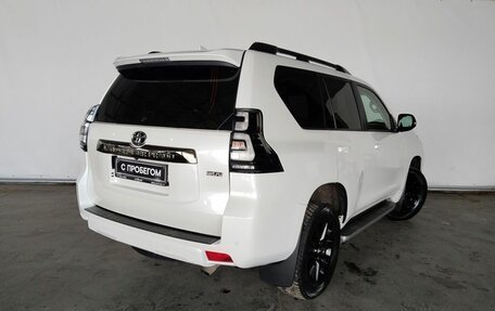 Toyota Land Cruiser Prado 150 рестайлинг 2, 2021 год, 7 589 000 рублей, 6 фотография