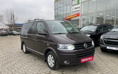 Volkswagen Multivan T5, 2010 год, 2 020 000 рублей, 3 фотография