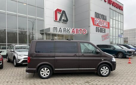 Volkswagen Multivan T5, 2010 год, 2 020 000 рублей, 4 фотография