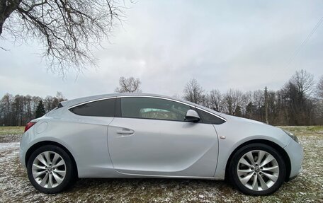 Opel Astra J, 2013 год, 1 320 000 рублей, 5 фотография