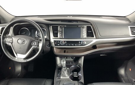 Toyota Highlander III, 2019 год, 4 425 000 рублей, 14 фотография