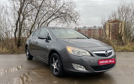 Opel Astra J, 2012 год, 675 000 рублей, 3 фотография