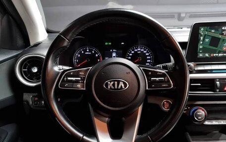 KIA K3, 2020 год, 1 800 000 рублей, 11 фотография