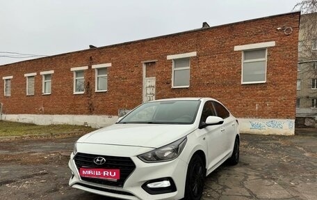 Hyundai Solaris II рестайлинг, 2019 год, 1 500 000 рублей, 1 фотография