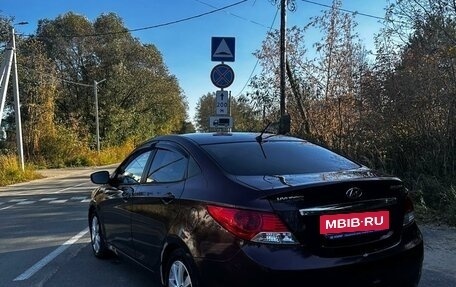 Hyundai Solaris II рестайлинг, 2011 год, 680 000 рублей, 3 фотография