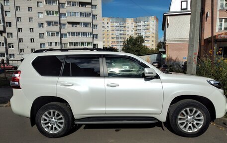 Toyota Land Cruiser Prado 150 рестайлинг 2, 2016 год, 4 320 000 рублей, 23 фотография