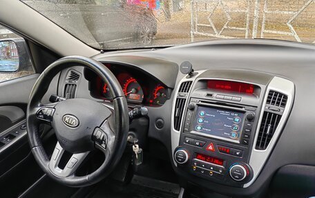 KIA cee'd I рестайлинг, 2010 год, 750 000 рублей, 9 фотография