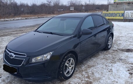 Chevrolet Cruze II, 2009 год, 680 000 рублей, 3 фотография