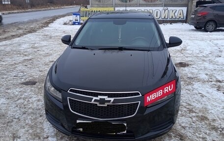 Chevrolet Cruze II, 2009 год, 680 000 рублей, 2 фотография